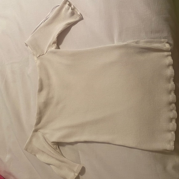 Off Shoulder Top - Picture 6 of 6